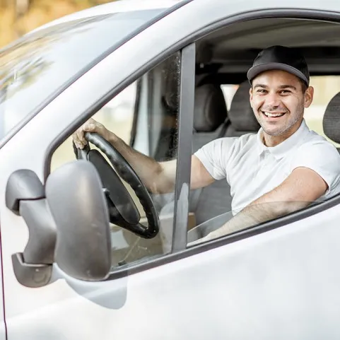 ТРАКЕРИ ЗА МАЛКИ КАМИОНИ